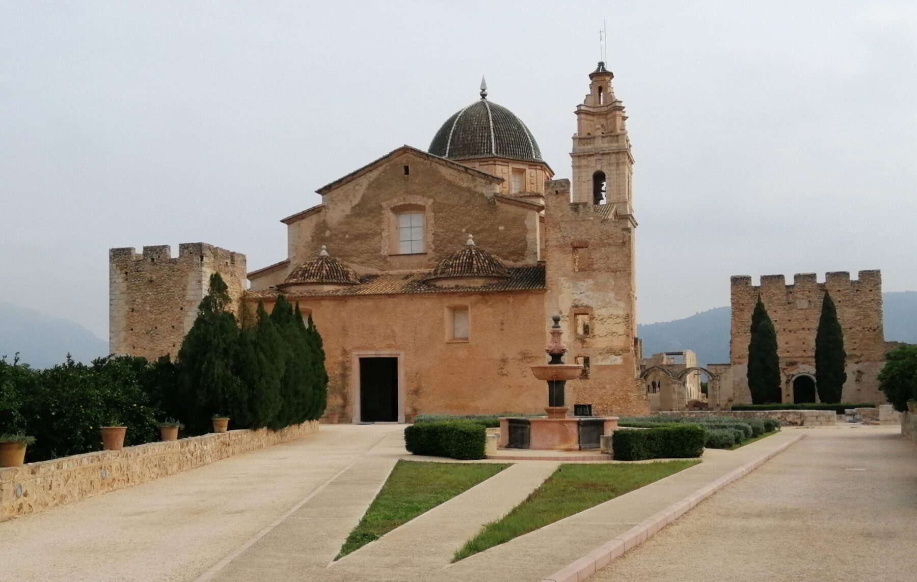 Simat Valldignan luostari